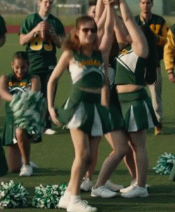 cheer leader showing bare ass during game